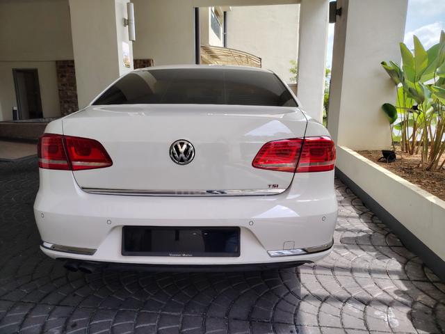 2011 Volkswagen PASSAT 1.8 TSI (CBU) (A) - 3