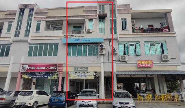 Senadin 3-storey commercial Shoplot for sale 1