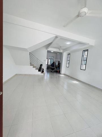 Pulai Mutiara Non bumi Lot ,Full Loan Cash Out cover fees , Unblock 4