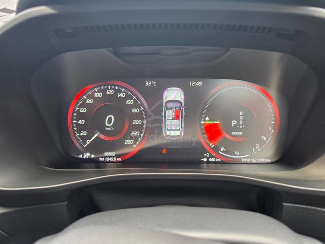 2021 Volvo XC40 1.5 RECHARGE T5 (A) - 5