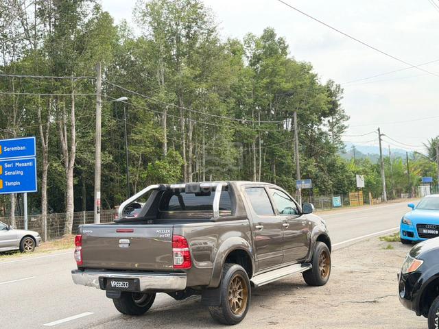 Toyota HILUX 2.5 auto kun25 - 3