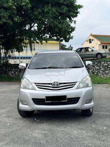 2009 Toyota INNOVA 2.0 E FACELIFT (A) - 2