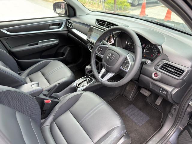 2024 Honda WR-V 1.5 V 22K KM , WARRANTY - 2029 AUG - 5