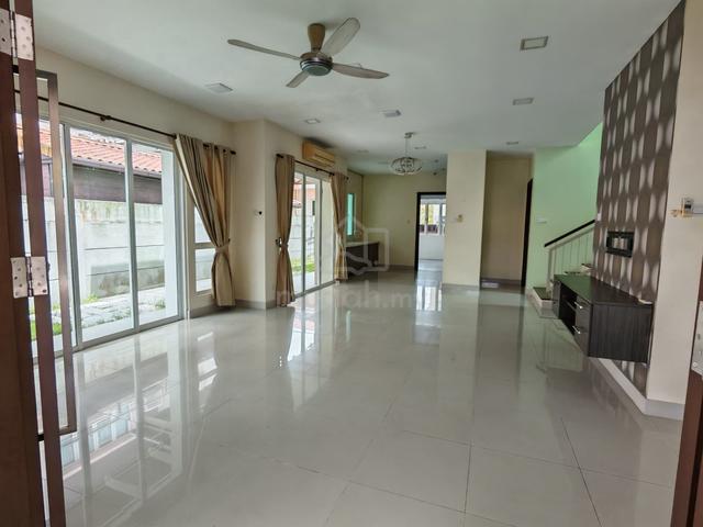 Idaman Hills 2stry Bungalow GUARDED RENOVATED LOW DENSITY Selayang 1