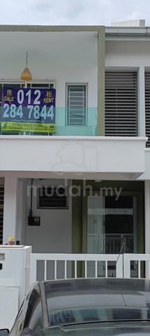 Bandar Saujana Putra 4/21 Townhouse Upper Floor 1
