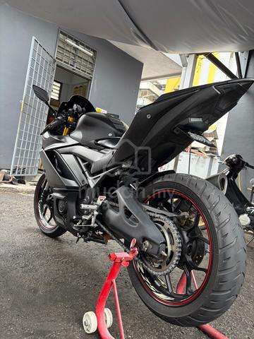 Yamaha YZF R25 V2 - photo 3 of 6