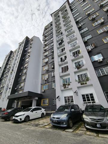 Idaman Senibong Apartment 1