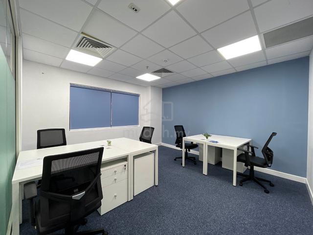 Professional office space for 5 employees in HQ Megan Salak Park 1