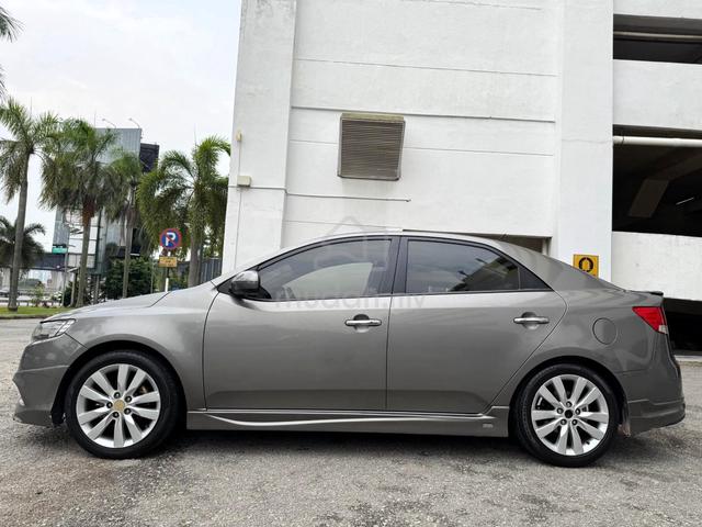 2013 KIA Naza FORTE 2.0 SX SEDAN P/START R CAM KIT - 2