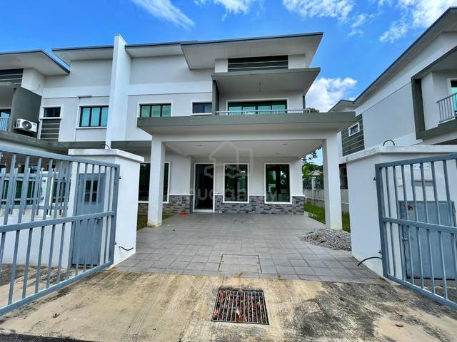 Spacious 2-Storey Semi-D Taman Jenderam Prima Dengkil Extended Kitchen 1