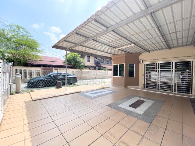 ENDLOT RENOVATED SINGLE STOREY, Meru Klang 1