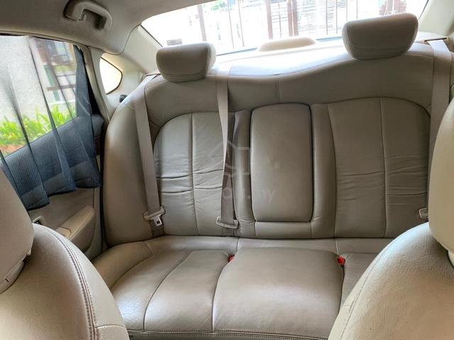 2010 Nissan SYLPHY 2.0 LUXURY (A) - 2