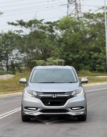 2017 Honda HR-V 1.8 V SUV (A) Full Service Honda - 2