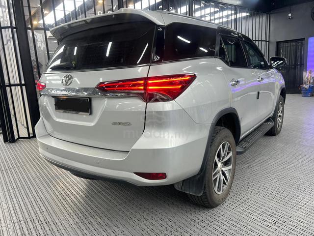 2019 Toyota FORTUNER 2.7 SRZ 4X4 2TR-FE (A) - 4