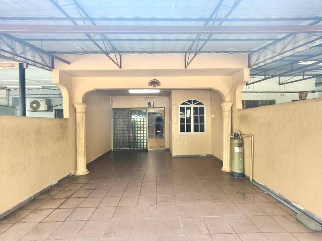 Sri Muda Sek25,Freehold,Renovated Unit, Kitchen Extended,Facing Open 1