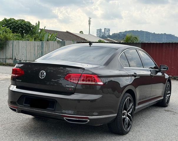 2018 Volkswagen PASSAT 2.0 TSI HIGHLINE (CKD) (A) - 4