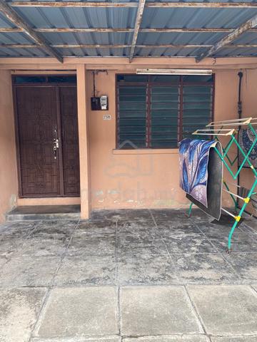 Rumah Taman Cempaka Untuk Disewa 1
