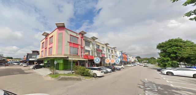 Taman Daya 3 @Jln Sagu Three Storey Shoplot For Sales 1