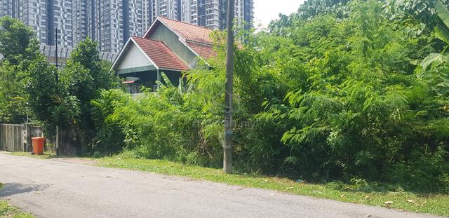 Tanah Lot Kediaman 100 m Dari Stesen MRT Kg Selamat Kota Damansara 4