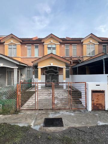 Double Storey Puchong Putra Perdana Tenanted Investment Unit For Sale 1