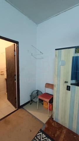 Bilik Bujang Kosong 5
