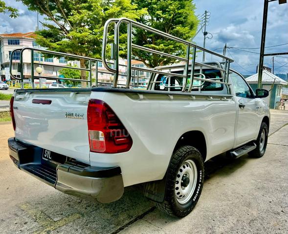 2021 Toyota HILUX 2.4 MT FACELIFT SINGLE CAB - 3