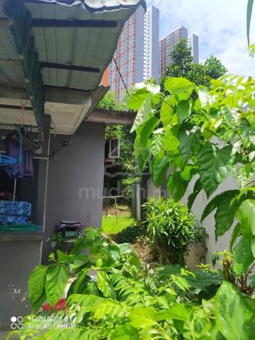 Tanah + rumah untuk dijual JB 1