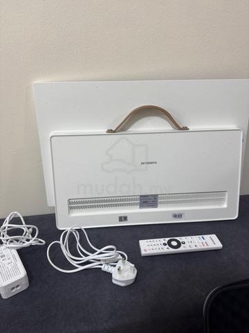 Skyworth Portable TV - photo 5 of 5