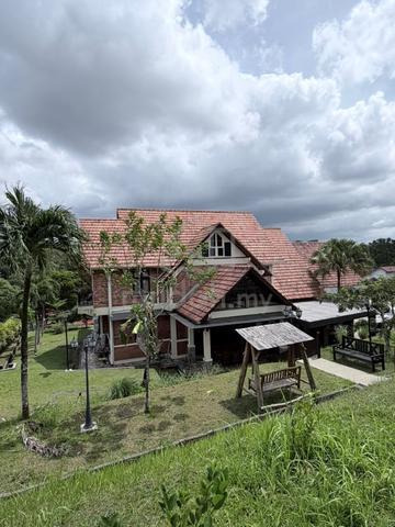 straits view bungalow fully furnished and renovated for sale jb 1