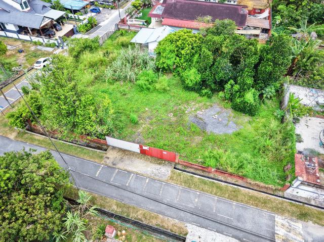 Tanah Lot Bangunan, Dekat Sekolah Cina dan Kampung Melayu Kulai. 1