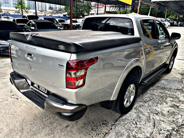 2015 Mitsubishi TRITON 2.5 VGT PREMIUM(A)DECKCOVER - 4