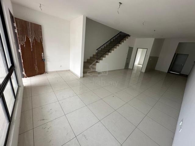 Austin Crest Jp Perdana For Sale 1