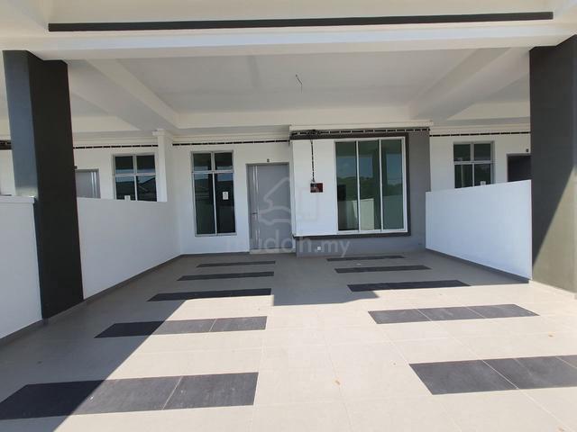 Cash back/Zero down payment New Project Single storey Kluang House 1
