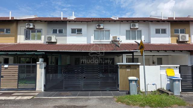 FACING OPEN RENOVATED Double Storey Terrace SP 8 Bandar Saujana Putra 1