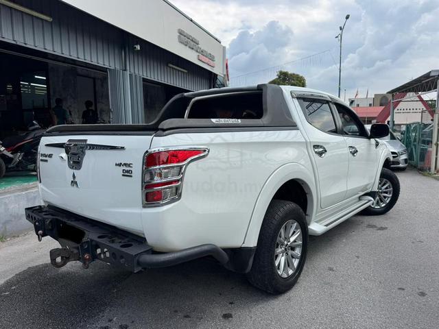 2017 Mitsubishi TRITON 2.4 VGT ADVENTURE Full Loan - 2
