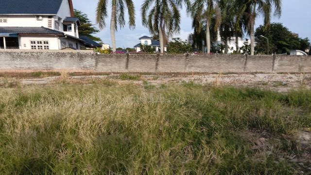 Lot Tanah Tengah Bandar Sitiawan Perak 1