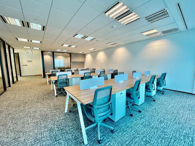 The Exchange 106 TRX, Fully fitted office for rent suitable for 5 pax 1