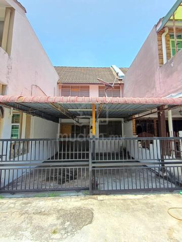 Rumah Teres 2 Tingkat untuk disewakan. Taman Nuri, Jalan Datuk Kumbar 1