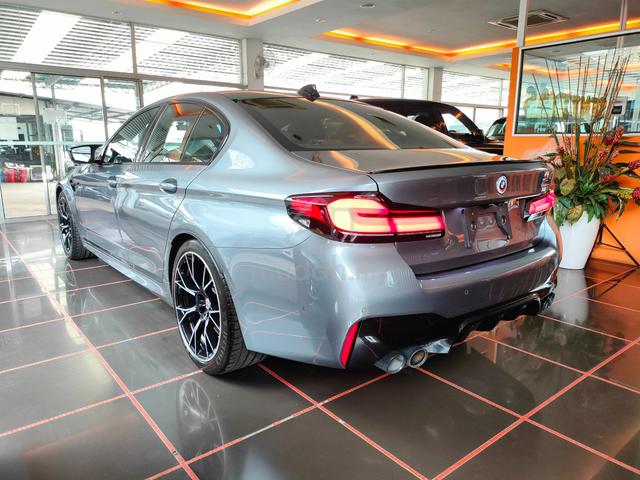2022 Bmw M5 4.4 COMPETITION GRADE 5A 11K KM -OFFER - 2