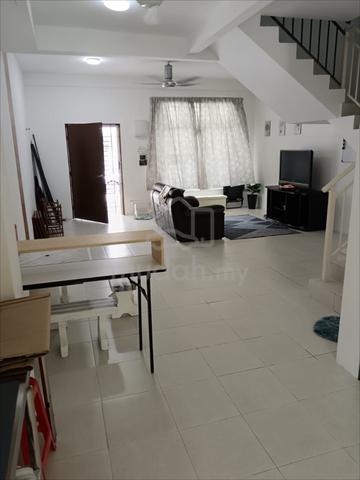 Double Storey For Rent Taman Scientex, Jasin Melaka 2