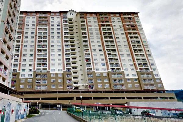 Lakeview Apartments 1