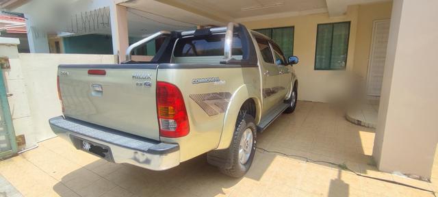 2009 Toyota HILUX 2.5 G (A) - 5
