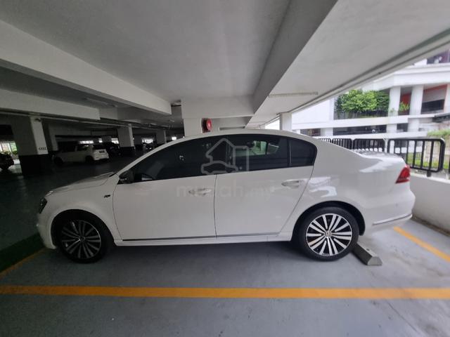 2015 Volkswagen PASSAT 1.8 TSI (CKD) ENHANCED (A) - 2
