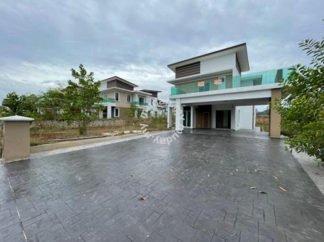 9330 Sq.ft 2 Storey Bungalow! Taman Belia Antarabangsa Ayer Keroh 1
