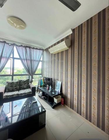 Room for rent at Vista Alam 1