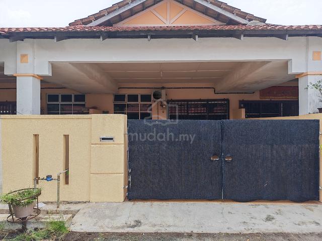 Rumah Sewa Batu 11 Tunas Mart 1