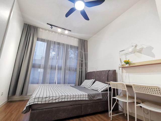 Fully Furnished+Free Utilities Master Room at M Vertica Cheras 1