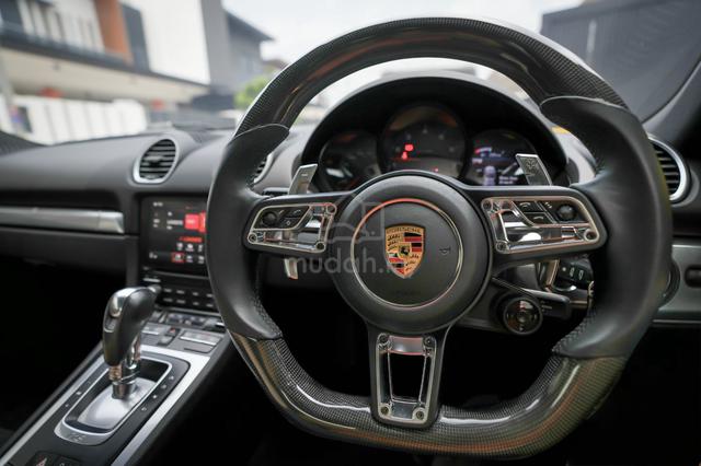 2017 Porsche Cayman 718 with nice car no. 39 - 5