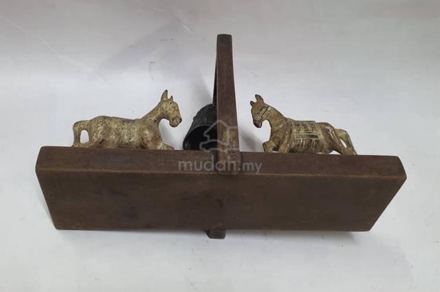 Carousel Image
