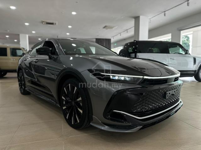 2022 Toyota Crown Crossover RS Advanced 2.4 Turbo - 2